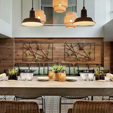 Hotel Alba Tampa, Tapestry Collection By Hilton Extérieur photo