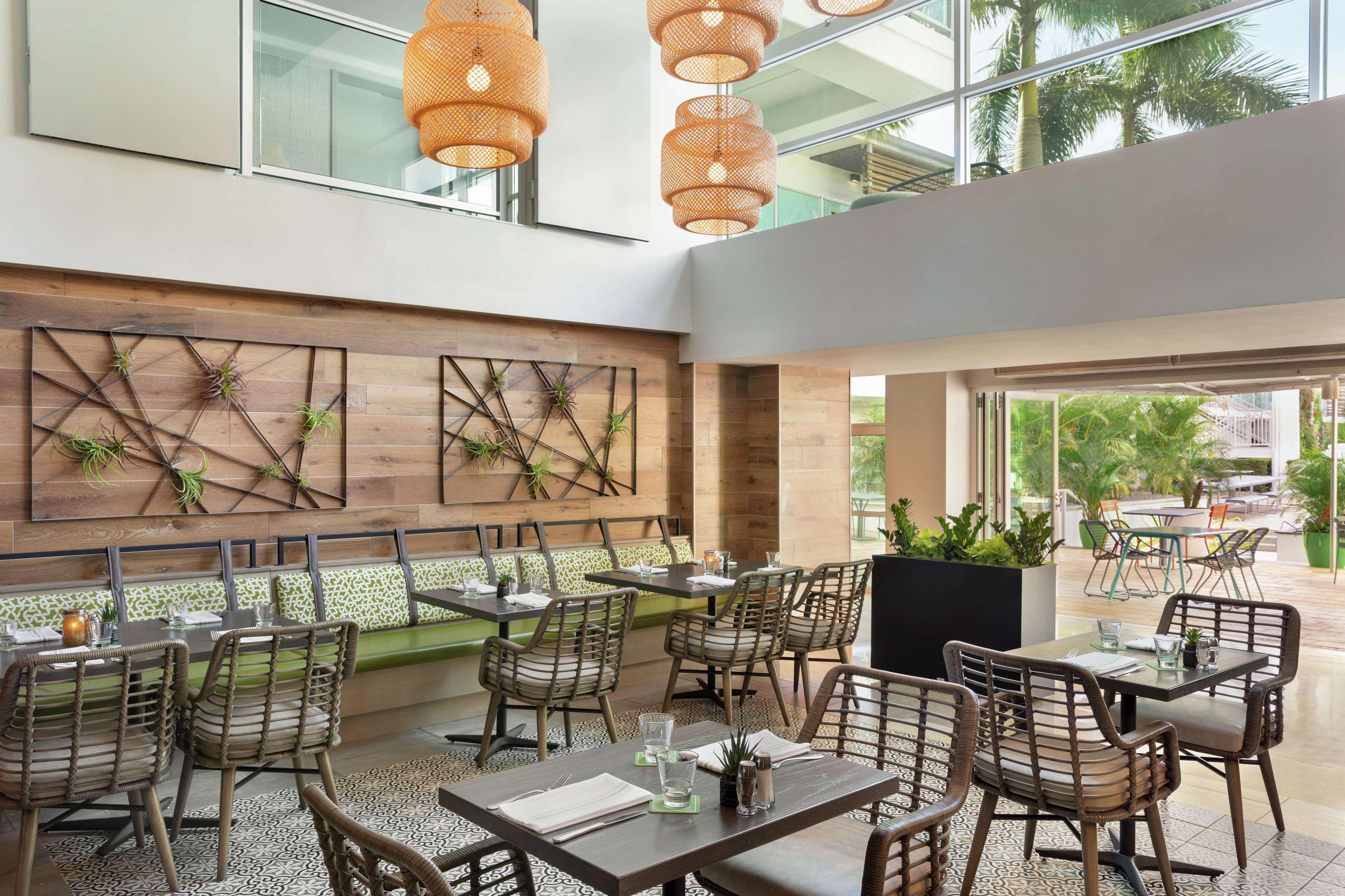 Hotel Alba Tampa, Tapestry Collection By Hilton Extérieur photo