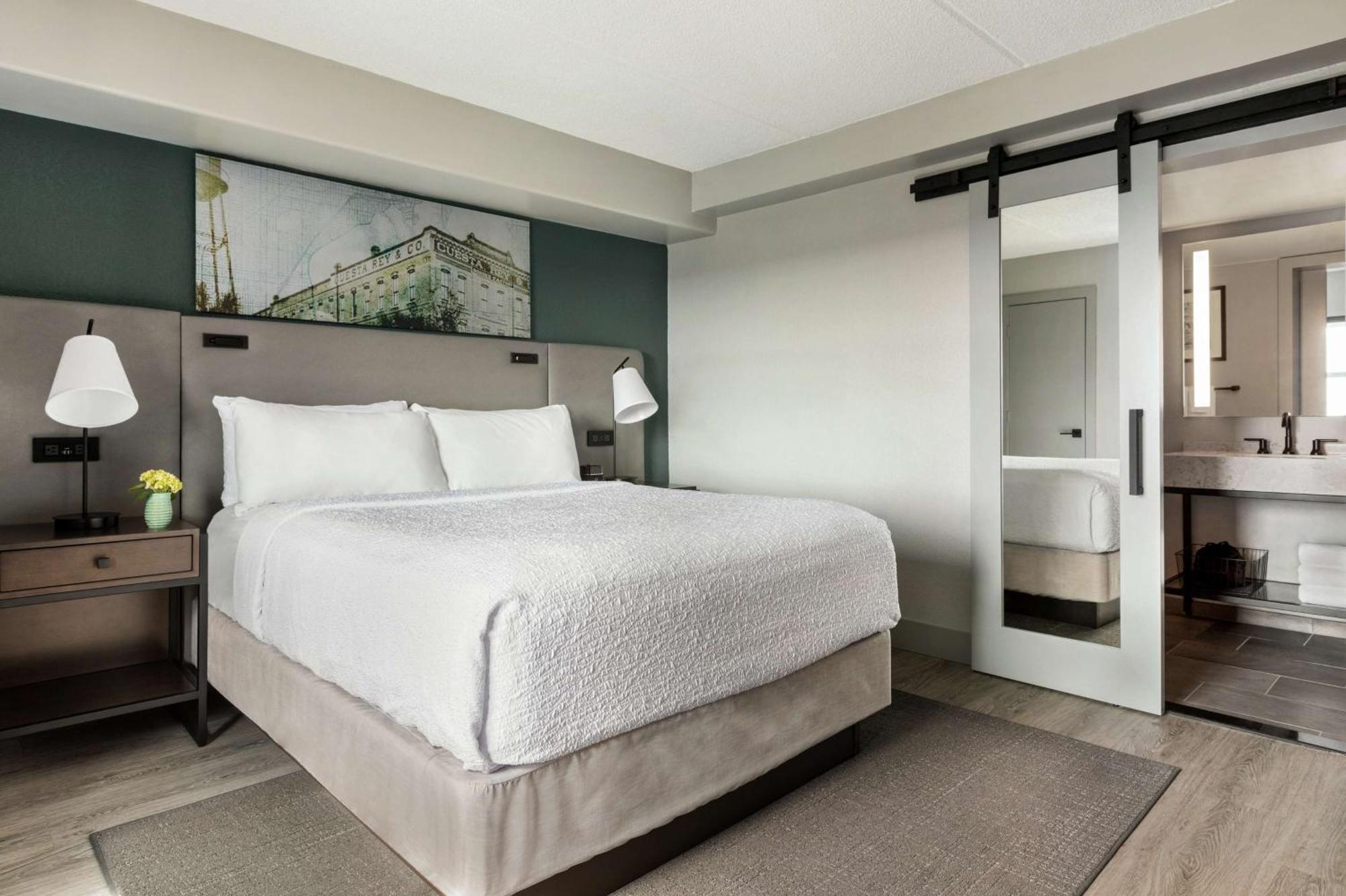 Hotel Alba Tampa, Tapestry Collection By Hilton Extérieur photo