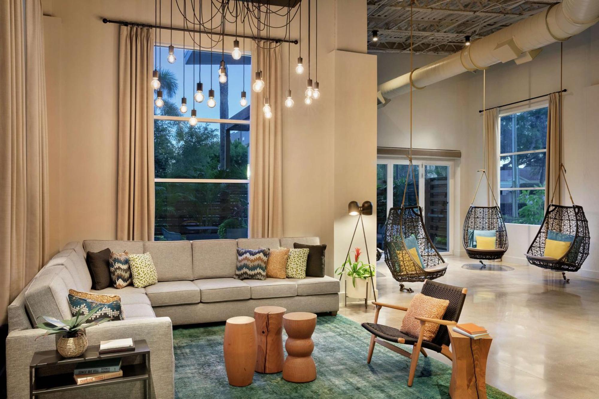 Hotel Alba Tampa, Tapestry Collection By Hilton Extérieur photo